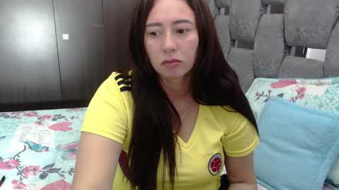 Snapshot of sarahott_1 chatting on 7, 7, 2026 Lia online show from 7, 7, 2026
