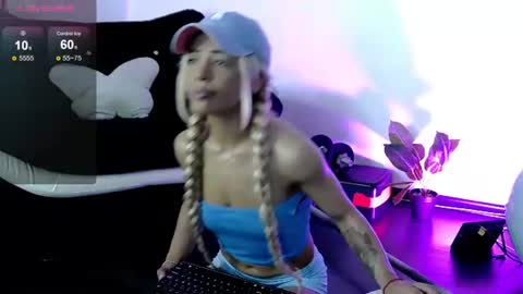 sarahraiynex online show from 11, 6, 2026