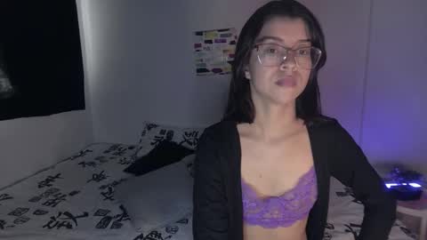 Sarah  online show from 8, 10, 2025