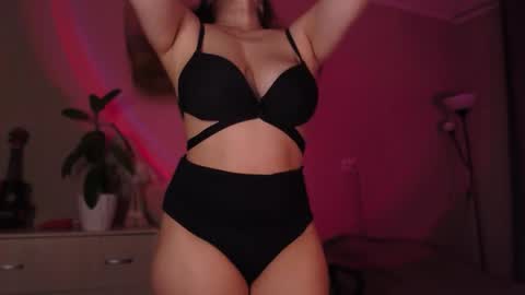 Sarah online show from 18, 10, 2025