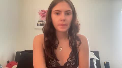 SarahxOliver online show from 21, 1, 2025