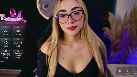 Snapshot of sarajonesxxx chatting on 5, 6, 2026 Sara jones online show from 5, 6, 2026