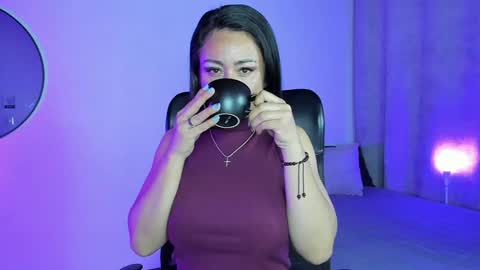 saramilf_69 online show from 4, 2, 2025