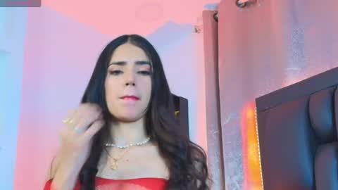 Snapshot of sararoy_ chatting on 8, 7, 2026 Sara online show from 8, 7, 2026