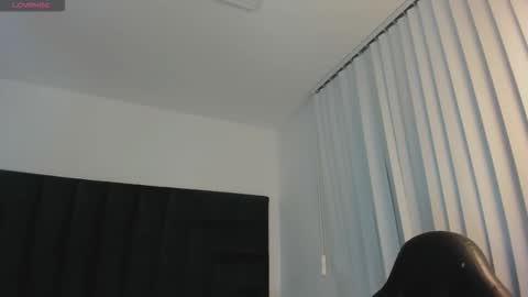      online show from 1, 10, 2025