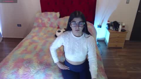 Snapshot of saray_honey1 chatting on 29, 9, 2025 saray online show from 29, 9, 2025