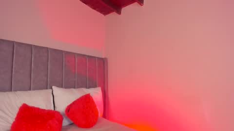 Sara Garcia online show from 2, 12, 2025