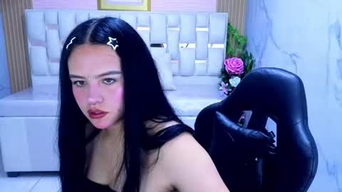 Sara  online show from 24, 7, 2026