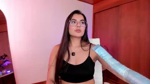 Snapshot of sarita_3 chatting on 11, 6, 2026 Sarita Lozano online show from 11, 6, 2026