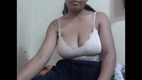 saronette online show from 30, 12, 2024