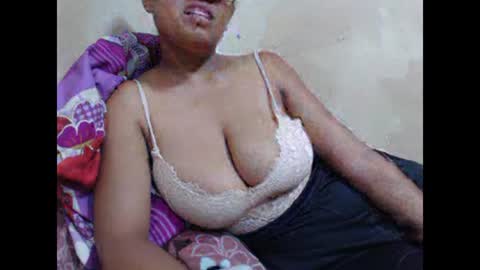 saronette online show from 10, 1, 2025