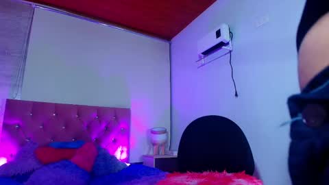 Sary  online show from 19, 4, 2026