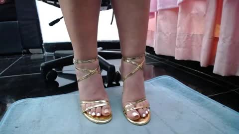 sasha start online show from 26, 4, 2026