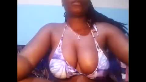 Snapshot of sashabigbooty chatting on 26, 10, 2025 sashabigbooty online show from 26, 10, 2025