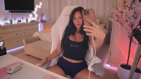 sashawest_official online show from 3, 8, 2026