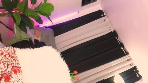 sassa_lilly online show from 30, 7, 2026