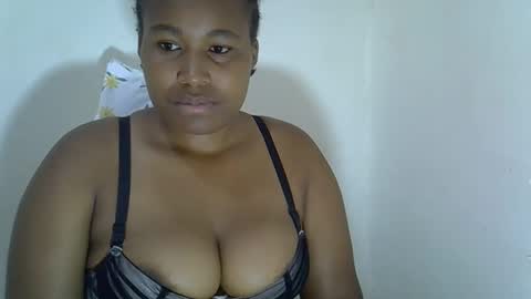 Snapshot of sasshun chatting on 22, 9, 2025 sassy online show from 22, 9, 2025