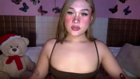 Sarah Drews   Super model online show from 4, 12, 2024