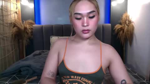 Sarah Drews   Super model online show from 13, 12, 2024