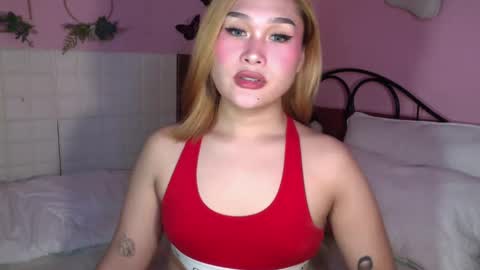 Sarah Drews   Super model online show from 14, 1, 2025