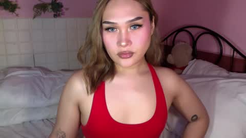 Sarah Drews   Super model online show from 8, 2, 2025