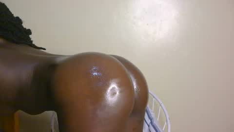 sexxy one online show from 27, 6, 2026