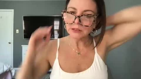 sassynsweetmilf online show from 24, 3, 2026