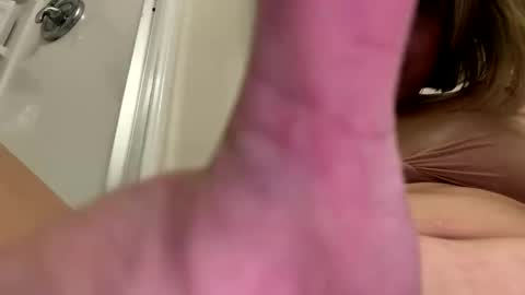 sassysquirtsmmm online show from 29, 4, 2026