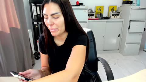 Snapshot of sassytiff chatting on 23, 10, 2025 sassytiff online show from 23, 10, 2025