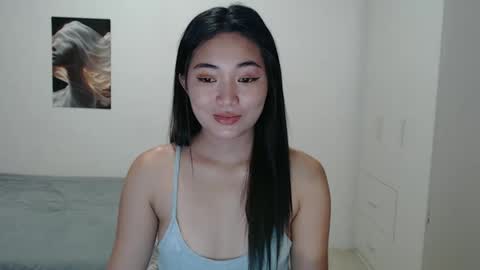 Thessavageee online show from 7, 10, 2025