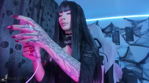    im expecting 300 thumbs up on my altar online show from 29, 10, 2025