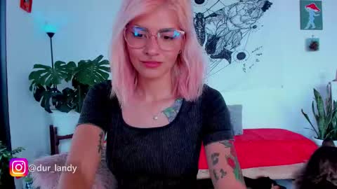 Snapshot of satomimori chatting on 18, 11, 2025 im Jessi Independet Model online show from 18, 11, 2025