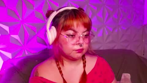 Snapshot of satyn_doll chatting on 11, 9, 2025 Gina George online show from 11, 9, 2025