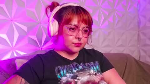 Snapshot of satyn_doll chatting on 14, 9, 2025 Gina George online show from 14, 9, 2025