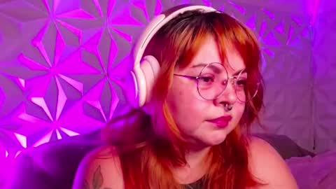 Snapshot of satyn_doll chatting on 15, 9, 2025 Gina George online show from 15, 9, 2025