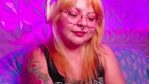 Snapshot of satyn_doll chatting on 30, 9, 2025 Gina George online show from 30, 9, 2025