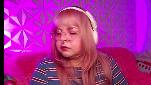 Snapshot of satyn_doll chatting on 15, 1, 2026 Gina George online show from 15, 1, 2026