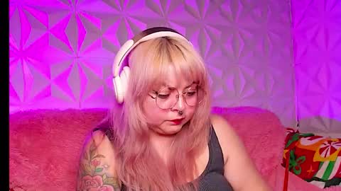 Snapshot of satyn_doll chatting on 3, 2, 2026 Gina George online show from 3, 2, 2026