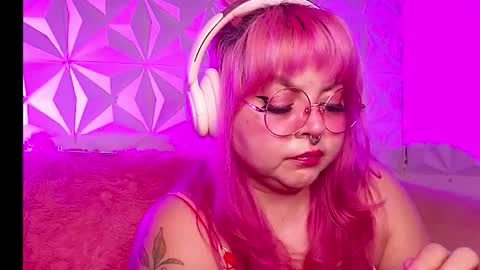 Snapshot of satyn_doll chatting on 14, 2, 2026 Gina George online show from 14, 2, 2026