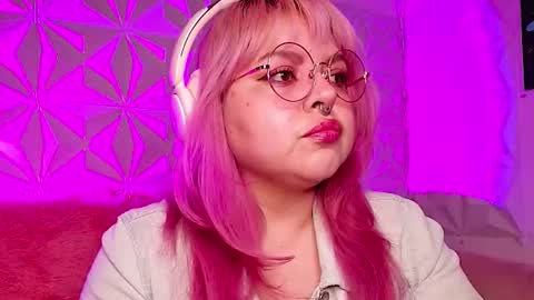 Snapshot of satyn_doll chatting on 22, 2, 2026 Gina George online show from 22, 2, 2026