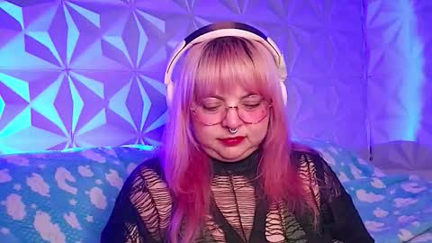 Snapshot of satyn_doll chatting on 8, 3, 2026 Gina George online show from 8, 3, 2026