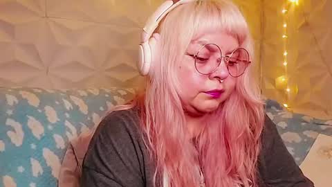 Gina George online show from 14, 6, 2026