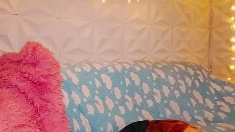 Gina George online show from 25, 6, 2026