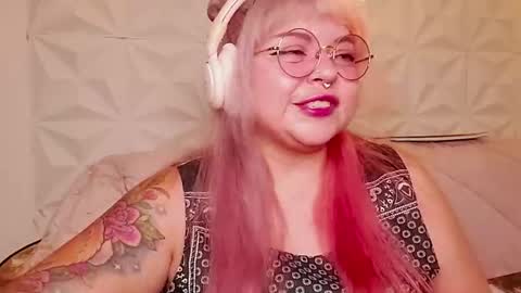 Gina George online show from 30, 7, 2026