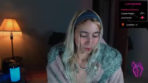 I AM JENN  online show from 29, 12, 2024