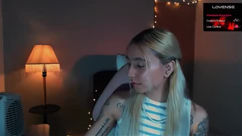 I AM JENN  online show from 17, 1, 2025