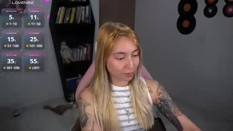 I AM JENN  online show from 17, 9, 2025