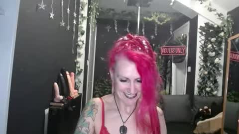 SaucySky online show from 4, 3, 2026