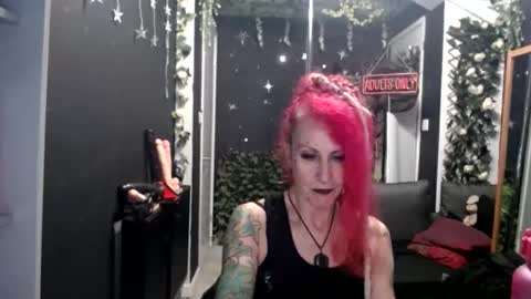 SaucySky online show from 17, 3, 2026