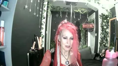 SaucySky online show from 17, 4, 2026